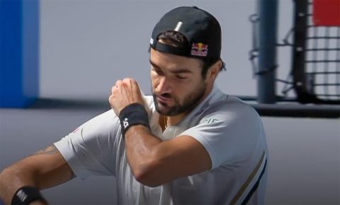 Berrettini oggi, 17 gennaio, nuovo infortunio e addio all'Australian Open